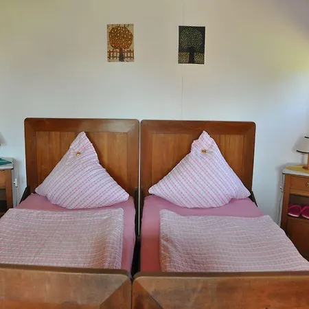 Schwalbennest Penzion 3*